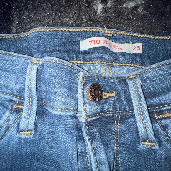 Levi’s supper skinny jeans - Picture 3 of 3